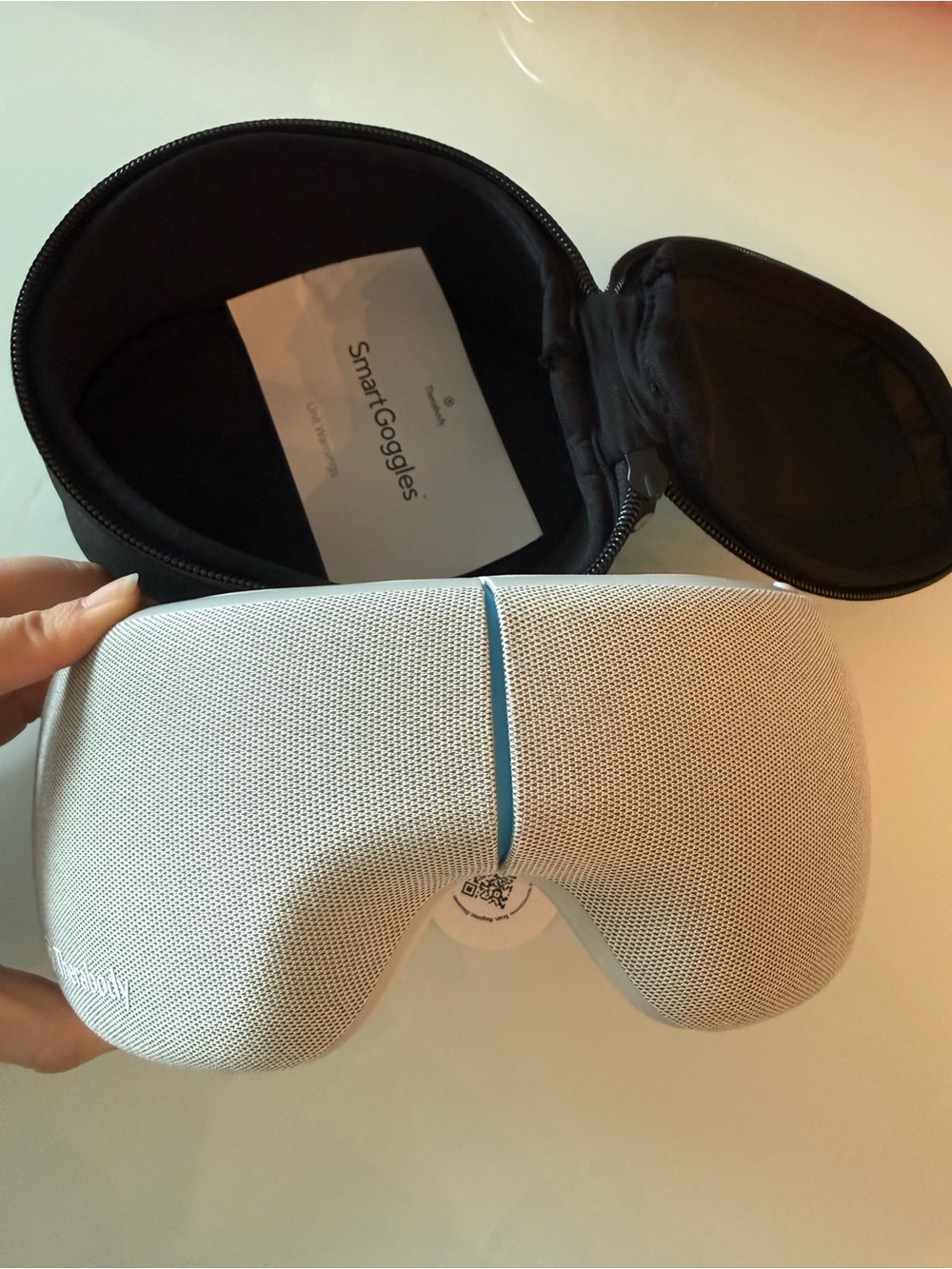 Therabody White SmartGoggles Eye Massager